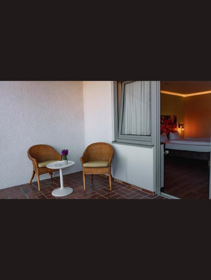 Self Checkin Hotel Heckenrose Lorin Ringsheim Eksteriør billede